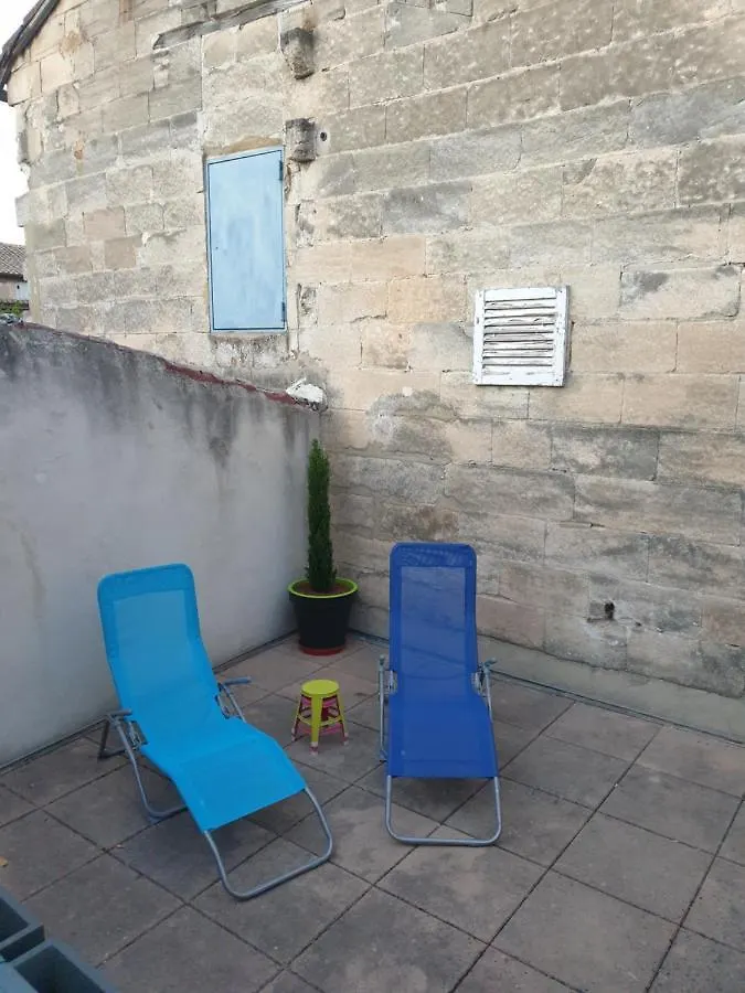 Appartement Terrasse - Hypercentre Avignon Apartment